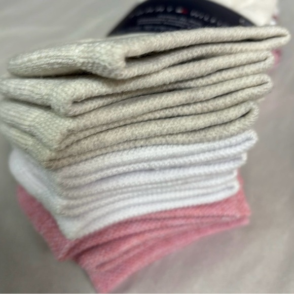 New Tommy Hilfiger Socks Women’s 6 Pair Multicolor Cushion No Show Activewear - Picture 12 of 14